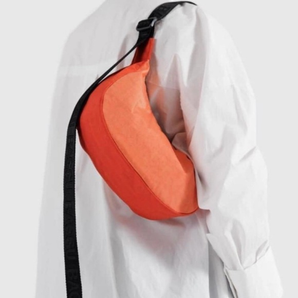 NWT Baggu Deadstock - Small Nylon Crescent Poppy Mix - Picture 2 of 3